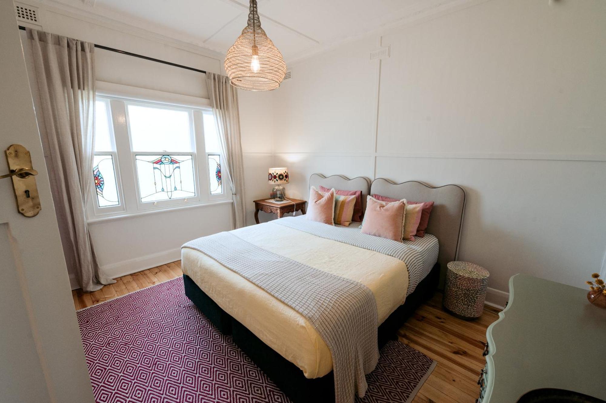 Sultana - Maximalist Accommodation แมคลาเรนเวล ภายนอก รูปภาพ