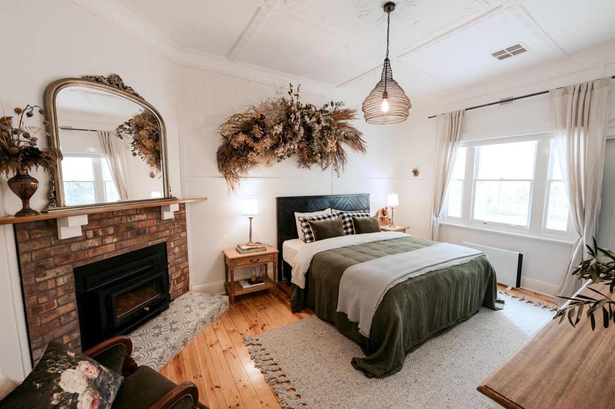 Sultana - Maximalist Accommodation แมคลาเรนเวล ภายนอก รูปภาพ